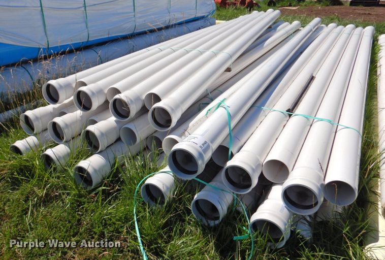 Approximately 48 pieces Sanderson SDR21 PVC pipe in Paola, KS Item