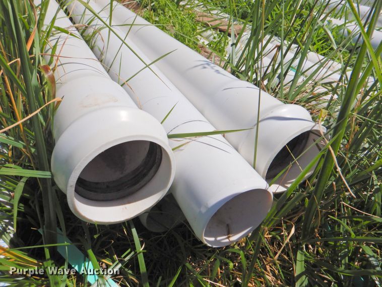 image for item DP4407 Approximately 70 pieces of Sanderson SDR21 PVC pipe