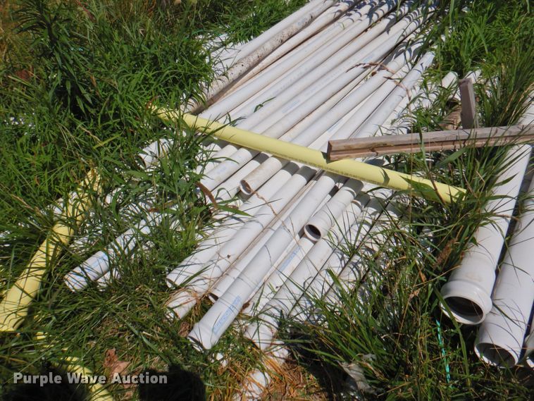 image for item DP4407 Approximately 70 pieces of Sanderson SDR21 PVC pipe