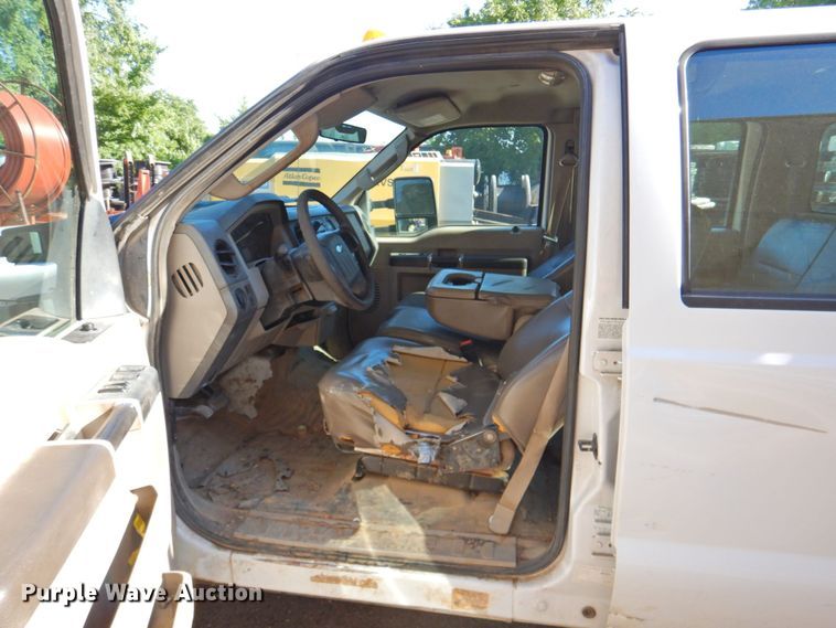 image for item DP4669 2008 Ford F450 Super Duty  flatbed truck