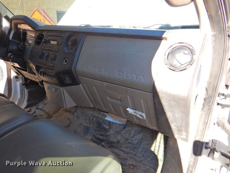 image for item DP4669 2008 Ford F450 Super Duty  flatbed truck