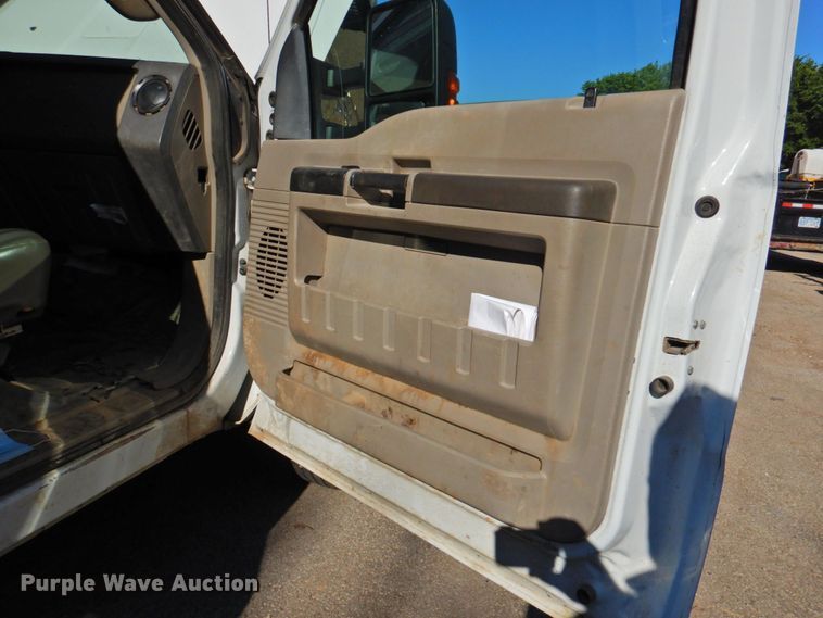 image for item DP4669 2008 Ford F450 Super Duty  flatbed truck