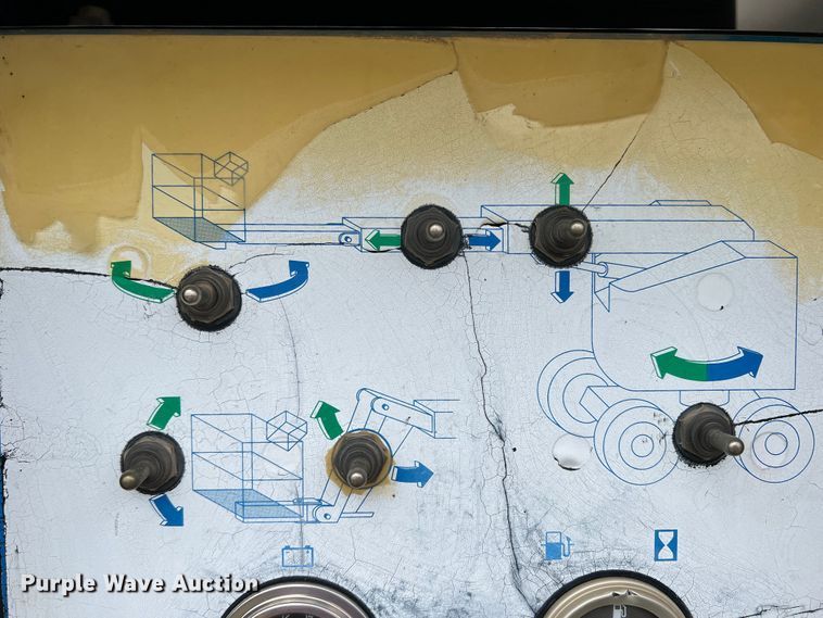 image for item DS8397 2001 Terex TB66  boom lift