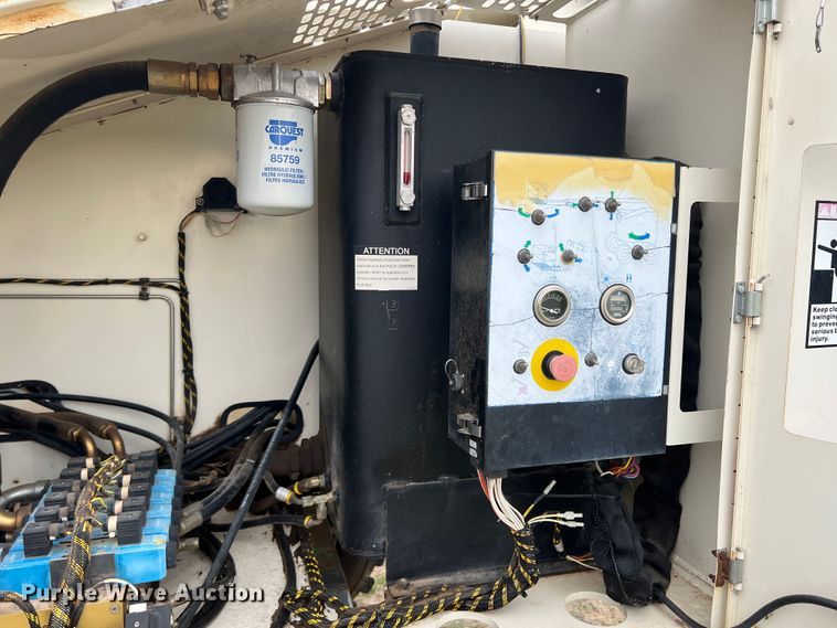 image for item DS8397 2001 Terex TB66  boom lift