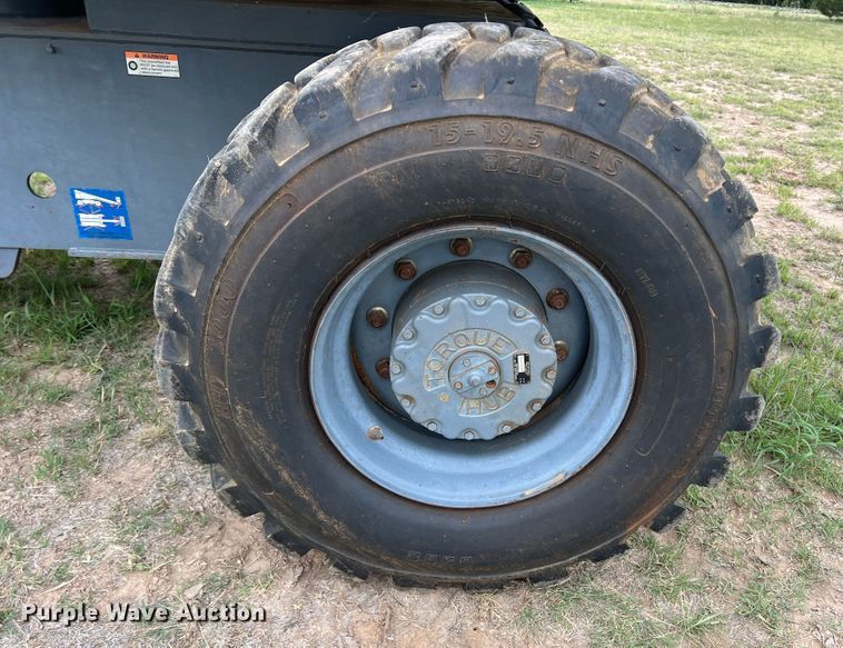 image for item DS8397 2001 Terex TB66  boom lift