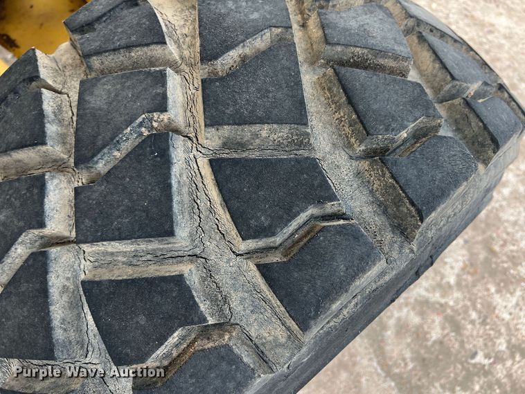 image for item DS8407 Remax 4800  cold planer