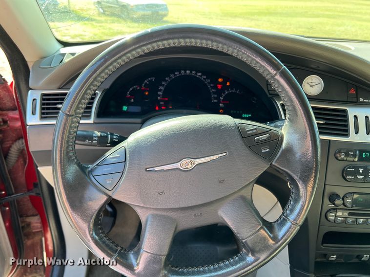 image for item DS8415 2007 Chrysler Pacifica  SUV