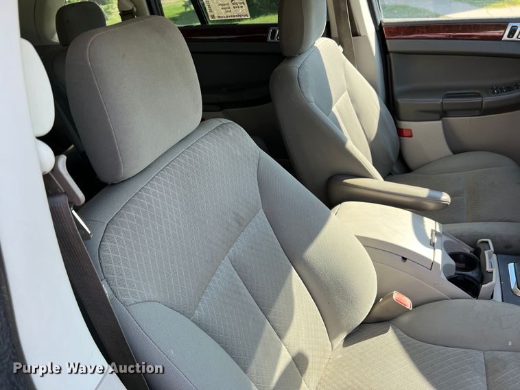image for item DS8415 2007 Chrysler Pacifica  SUV
