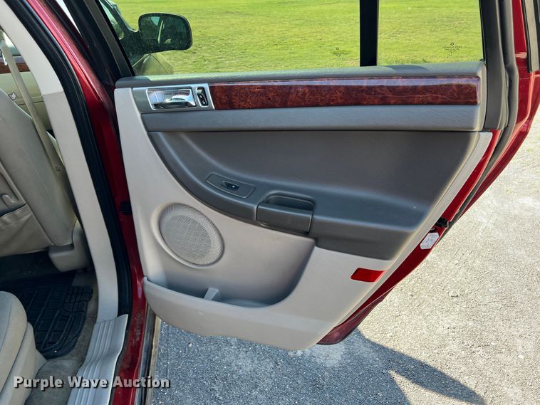image for item DS8415 2007 Chrysler Pacifica  SUV