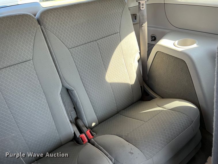 image for item DS8415 2007 Chrysler Pacifica  SUV