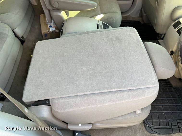 image for item DS8415 2007 Chrysler Pacifica  SUV
