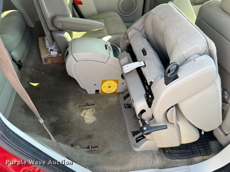 image for item DS8415 2007 Chrysler Pacifica  SUV