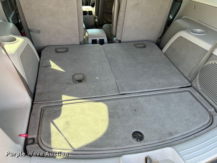 image for item DS8415 2007 Chrysler Pacifica  SUV
