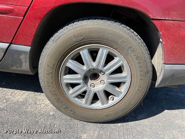 image for item DS8415 2007 Chrysler Pacifica  SUV