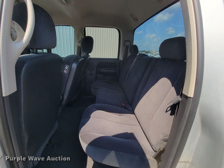 image for item HF9350 2005 Dodge Ram 1500  Quad Cab pickup truck