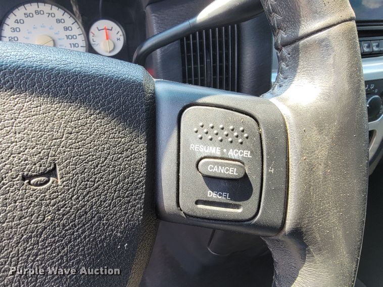 image for item HF9350 2005 Dodge Ram 1500  Quad Cab pickup truck