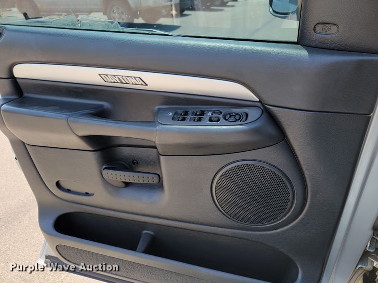 image for item HF9350 2005 Dodge Ram 1500  Quad Cab pickup truck