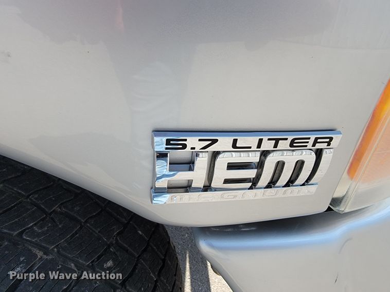 image for item HF9350 2005 Dodge Ram 1500  Quad Cab pickup truck