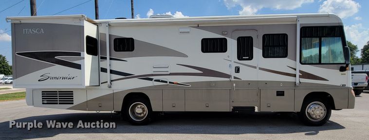 image for item HF9351 2005 Itasca Suncruiser  RV