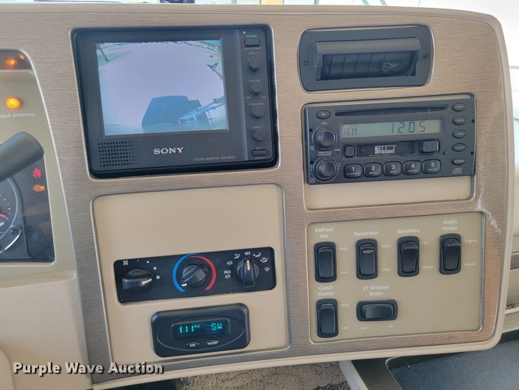 image for item HF9351 2005 Itasca Suncruiser  RV