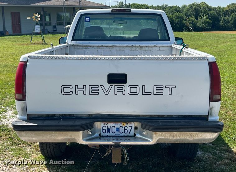 image for item HL9247 2000 Chevrolet Cheyenne 2500  pickup truck