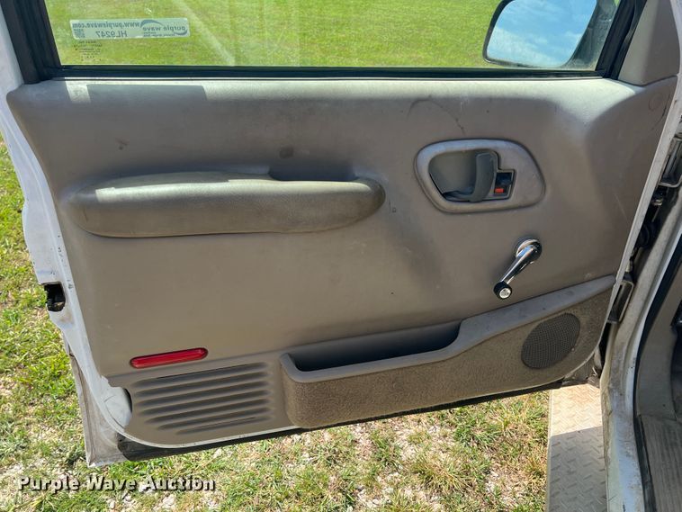 image for item HL9247 2000 Chevrolet Cheyenne 2500  pickup truck