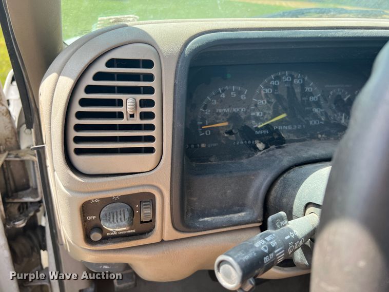 image for item HL9247 2000 Chevrolet Cheyenne 2500  pickup truck