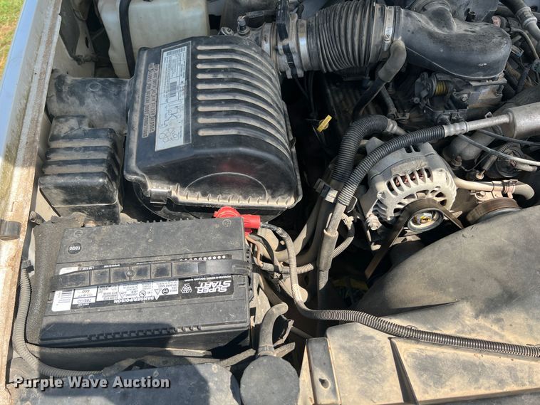 image for item HL9247 2000 Chevrolet Cheyenne 2500  pickup truck