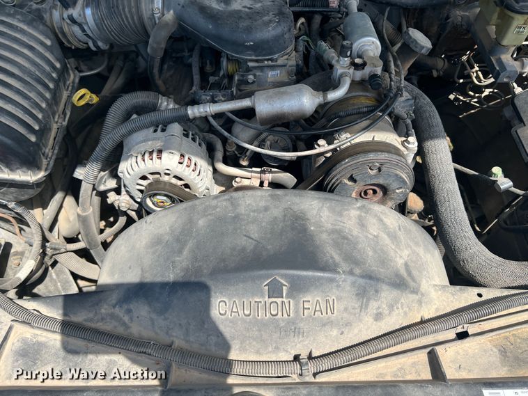 image for item HL9247 2000 Chevrolet Cheyenne 2500  pickup truck