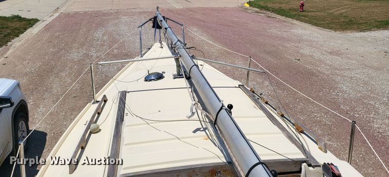 image for item IU9866 1979 Spirit 6.5  sailboat