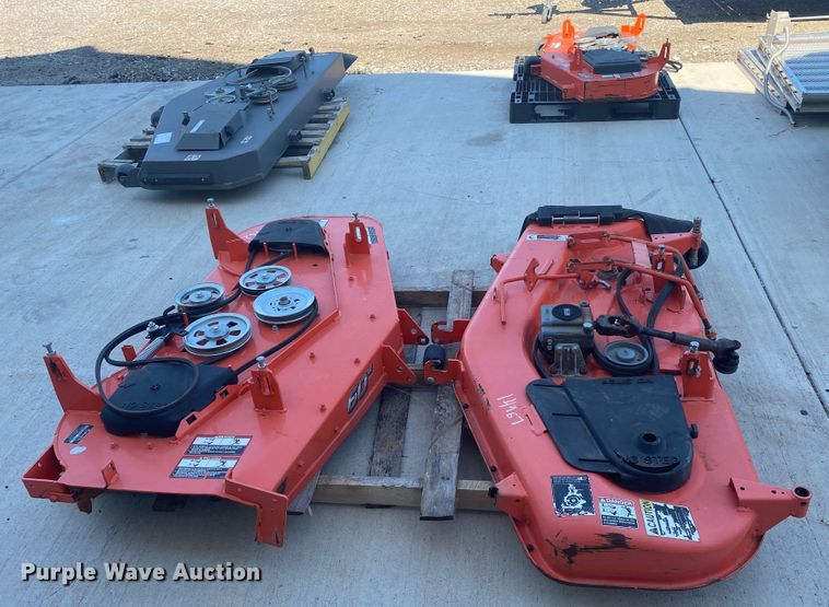 image for item JA9173 (4) mower decks