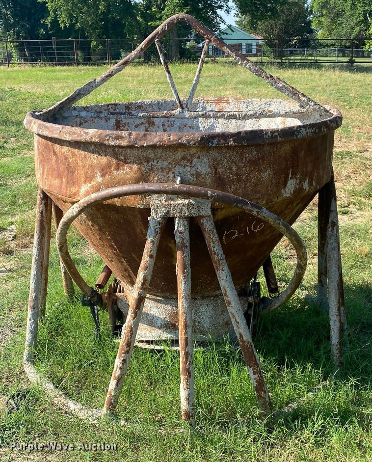 image for item JA9215 Concrete bucket