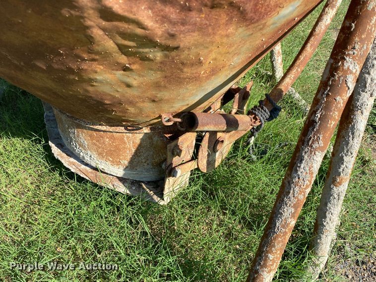 image for item JA9215 Concrete bucket