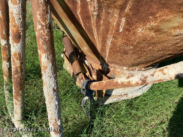 image for item JA9215 Concrete bucket