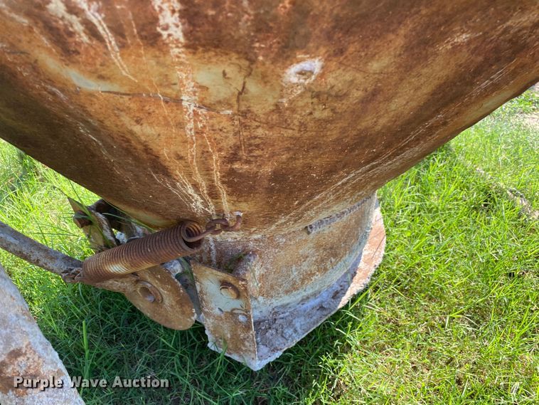 image for item JA9215 Concrete bucket