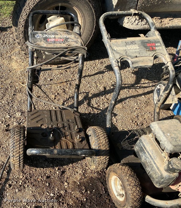 image for item JA9219 (2) pressure washers