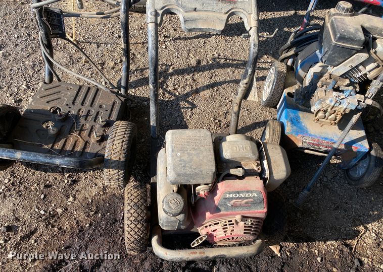 image for item JA9219 (2) pressure washers