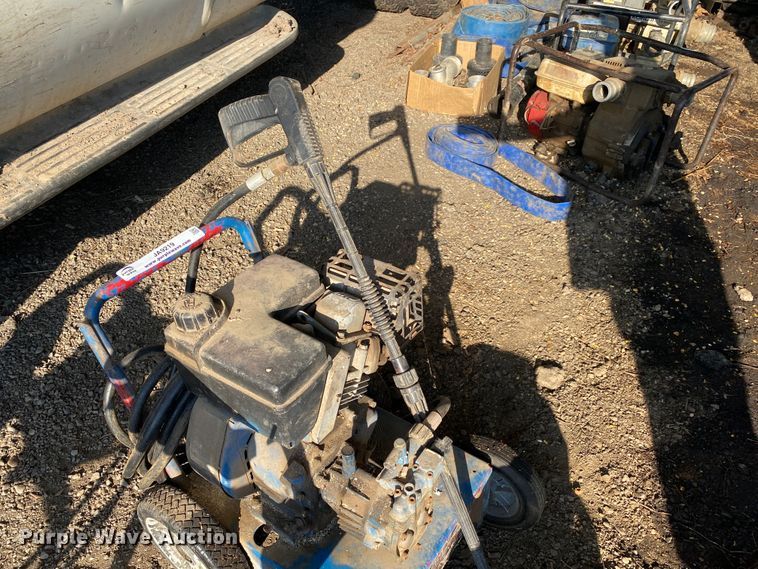 image for item JA9219 (2) pressure washers