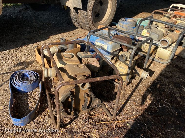 image for item JA9220 (2) water pumps