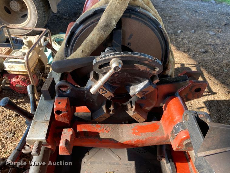 image for item JA9222 2008 Northern Tool  pipe threading machine