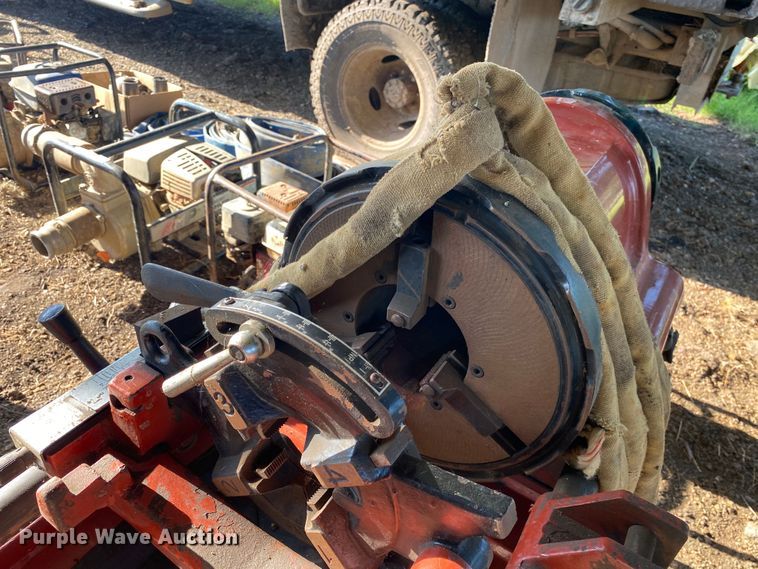 image for item JA9222 2008 Northern Tool  pipe threading machine