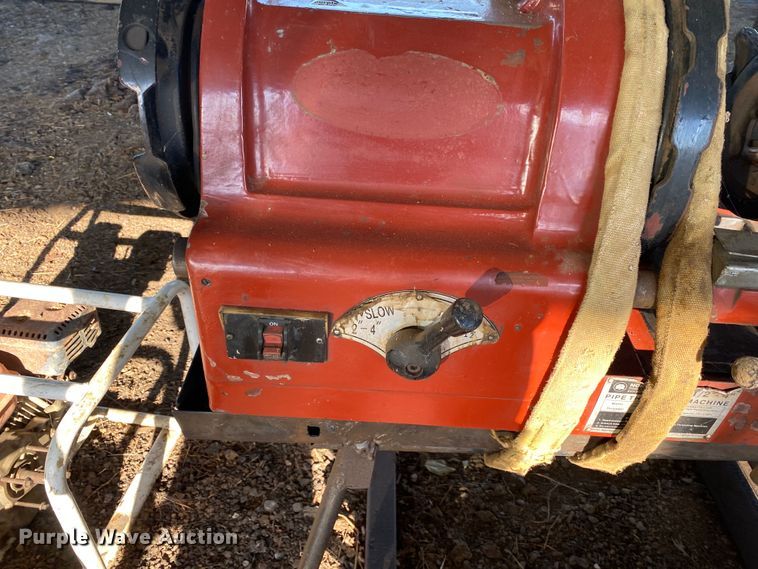 image for item JA9222 2008 Northern Tool  pipe threading machine