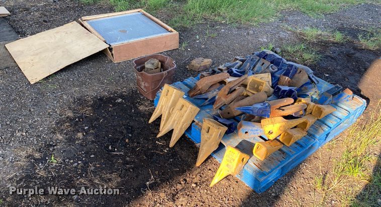 image for item JA9225 Excavator parts