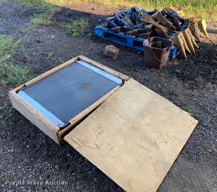 image for item JA9225 Excavator parts