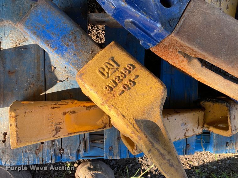 image for item JA9225 Excavator parts