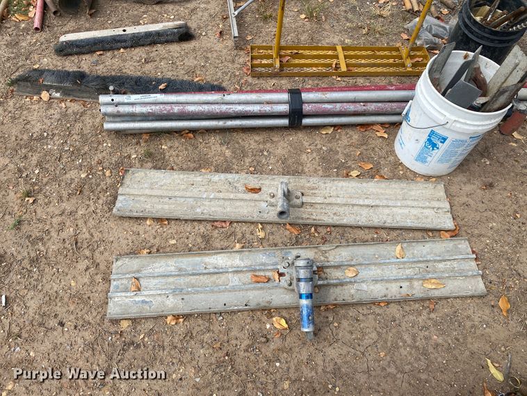 image for item JA9228 Concrete tools