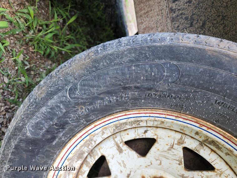 image for item JA9854 2003 Doolittle  enclosed cargo trailer