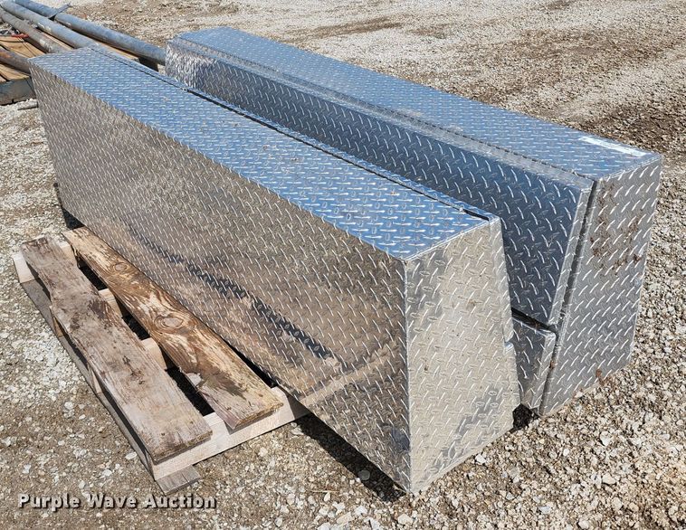 image for item JA9863 (2) Unique toolboxes