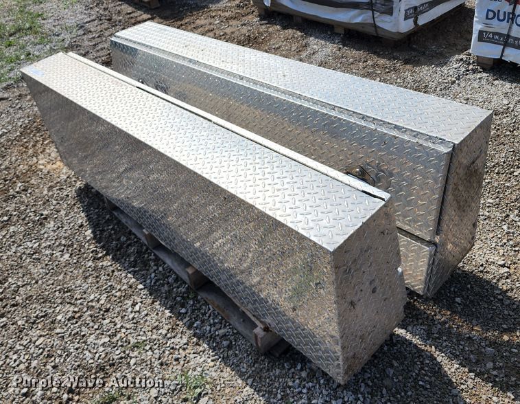 image for item JA9863 (2) Unique toolboxes