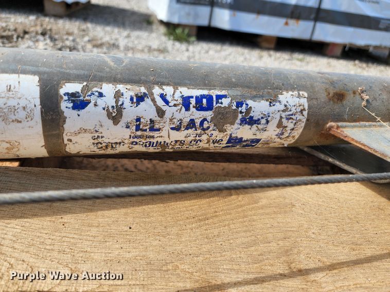 image for item JA9864 (4) house jacks